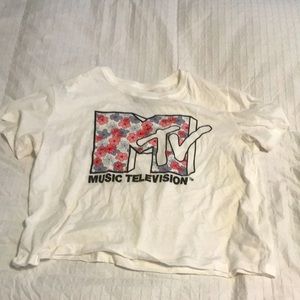 Mtv shirt super cute with embroidered flowers